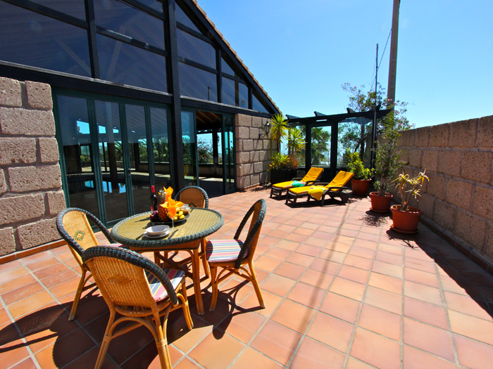 Back to the small photos? Click here...