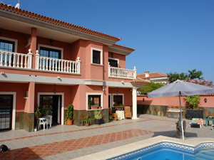 Click here for bigger photos