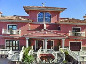 Click here for bigger photos