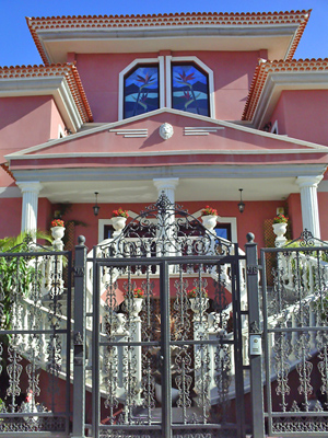 Click here for bigger photos