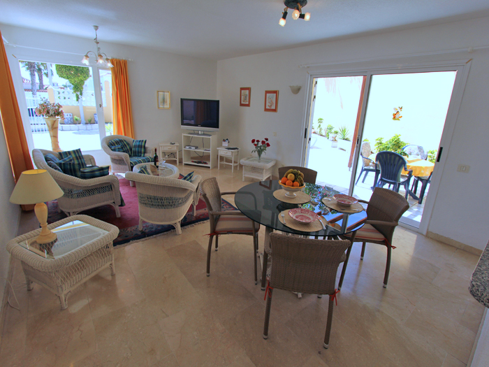 Back to the small photos? Click here...